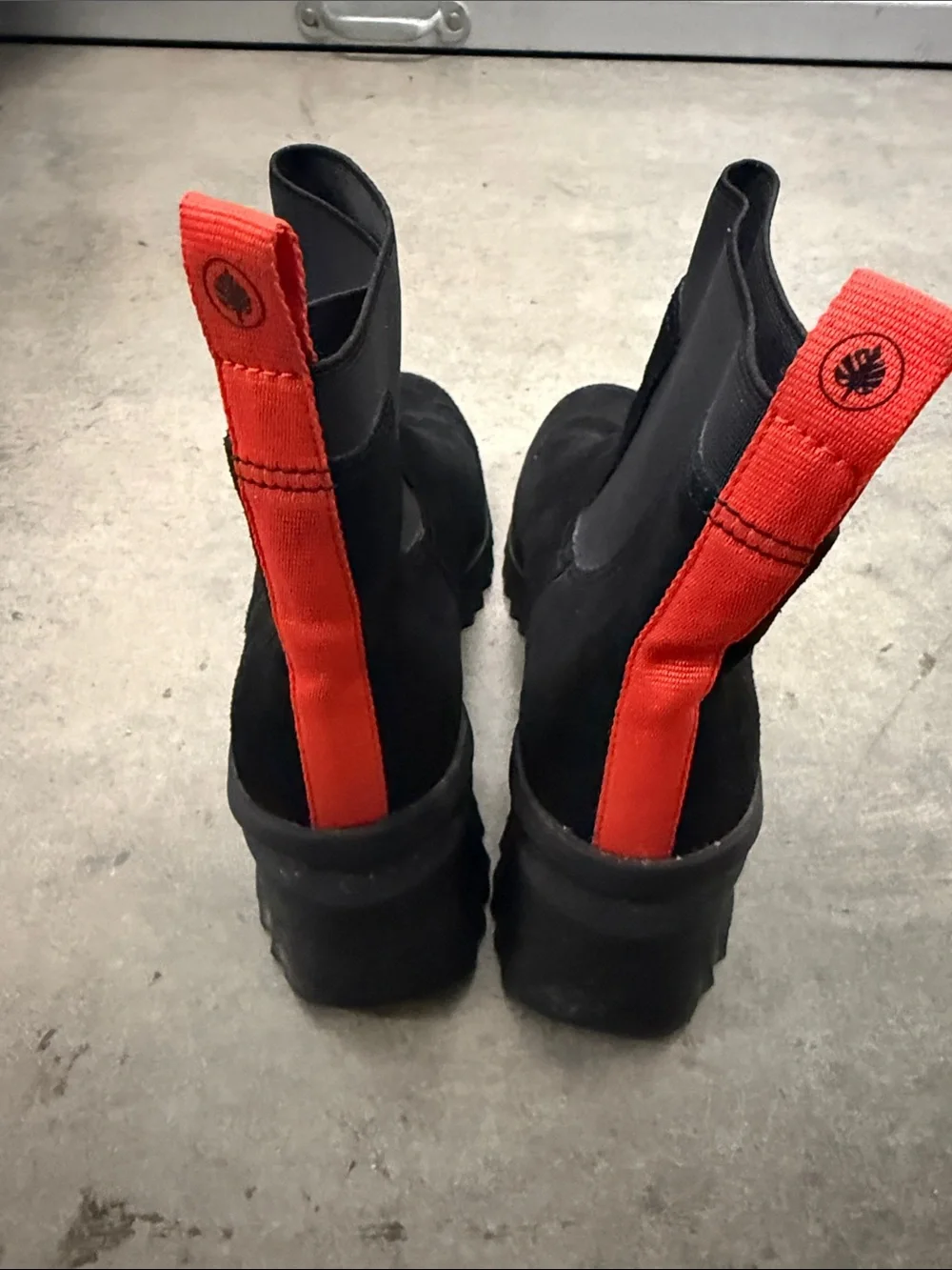 Nurture by Lamaze Black Suede Chukka Boots with Red Pull Tabs